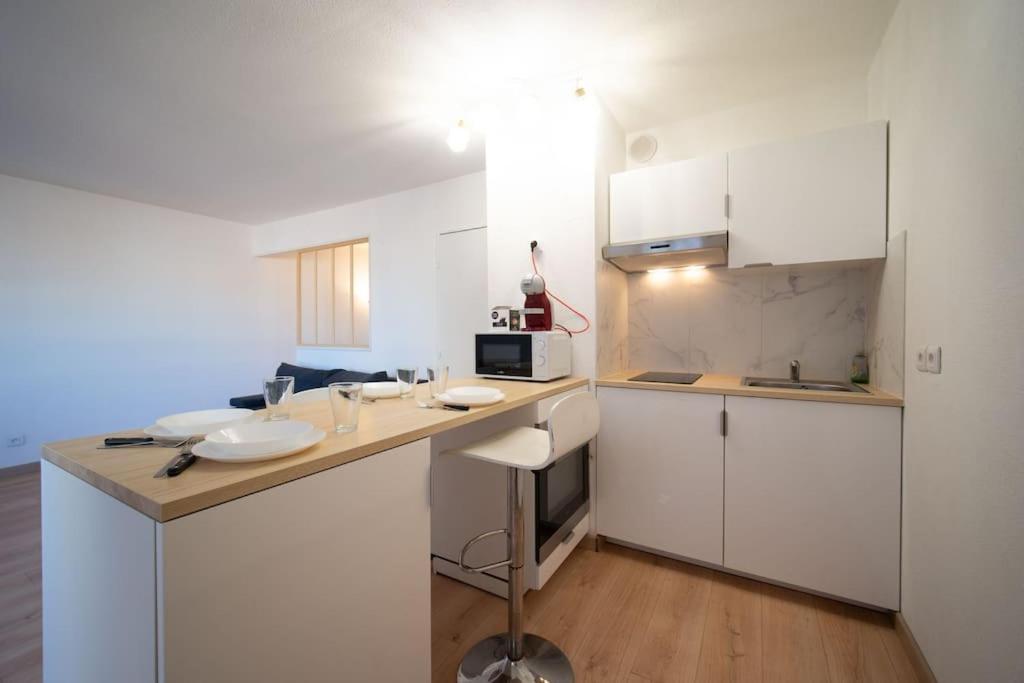 Fully Equipped Apartment 2 To 4 People St Charles Marseille Exteriér fotografie